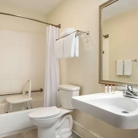 Hawthorn Suites By Wyndham Tinton Falls Extérieur photo