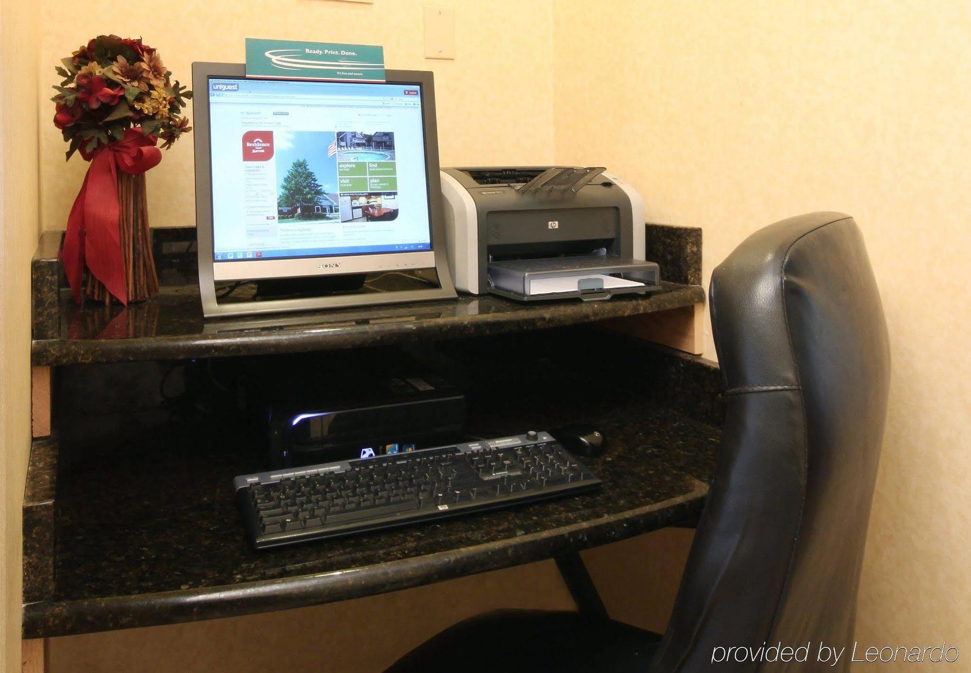 Hotel Hawthorn By Wyndham Tinton Falls