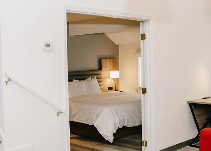 Hawthorn Suites By Wyndham Tinton Falls