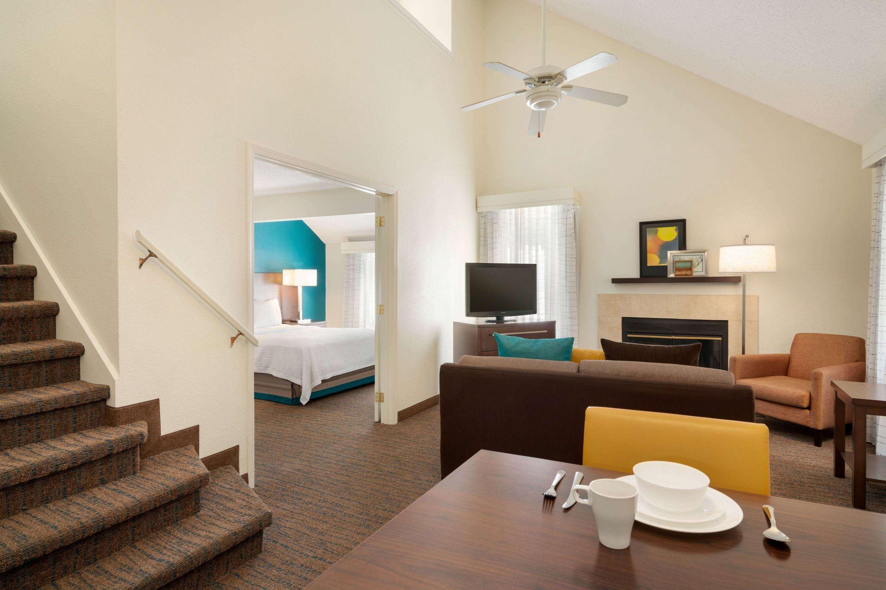 Hotel Hawthorn By Wyndham