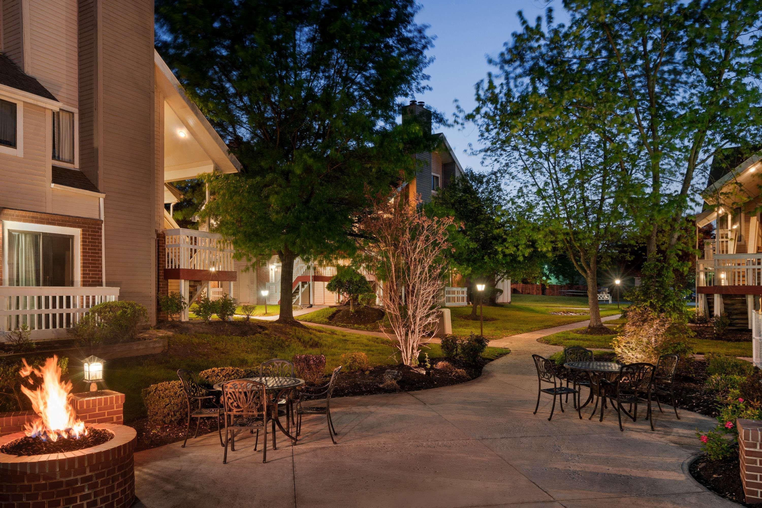 Hotel Hawthorn By Wyndham 3*