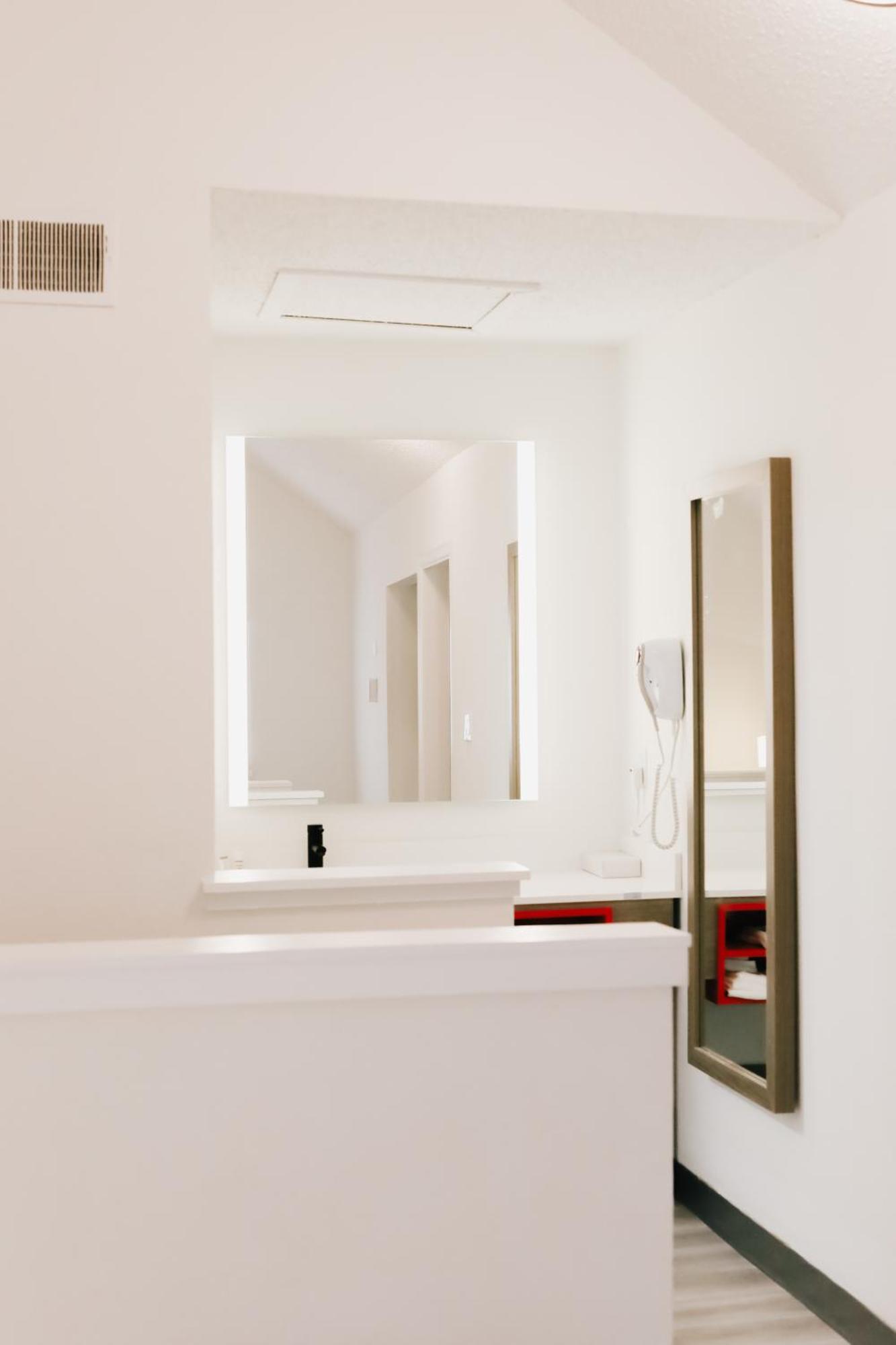 Hawthorn By Wyndham Hotel